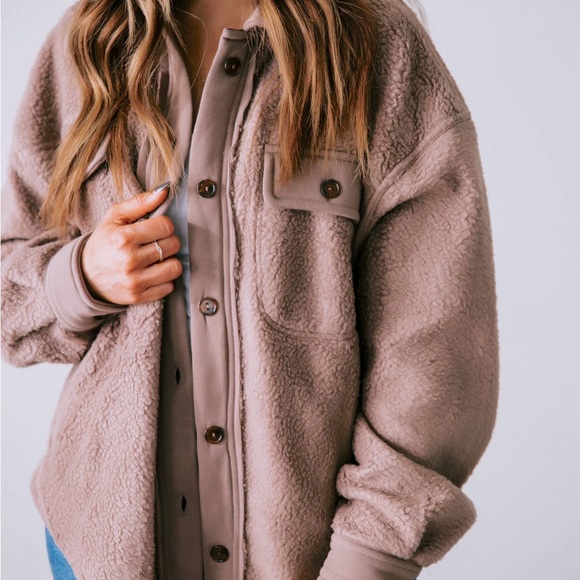 Lily & Lottie Jackets & Blazers - Lily & Lottie Taupe Wilder Sherpa Shacket with Front Pockets and Patched Elbows